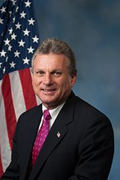 Earl Carter